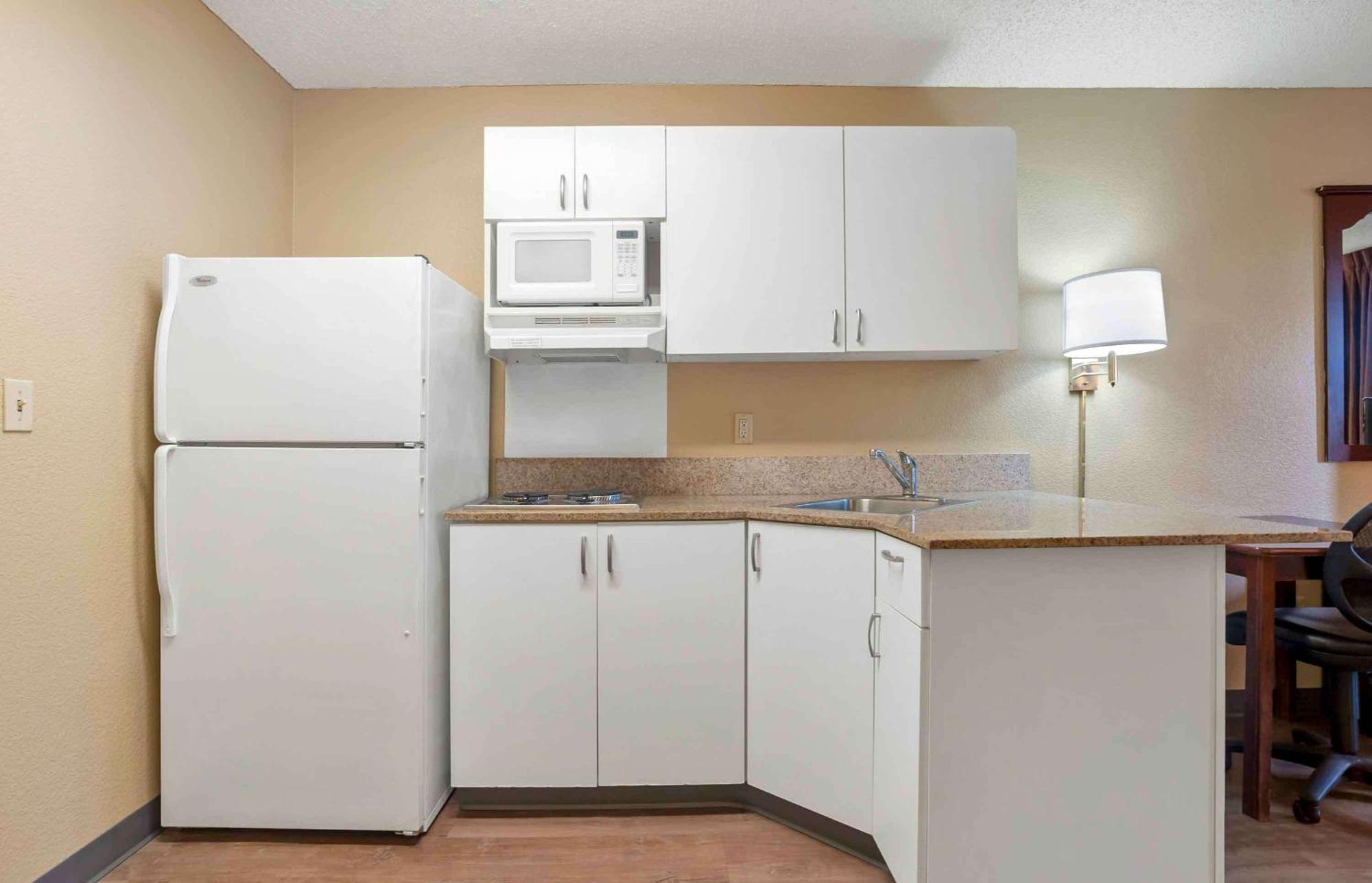 Extended Stay America Suites - Los Angeles - Torrance Harborgate Way Карсон Екстер'єр фото