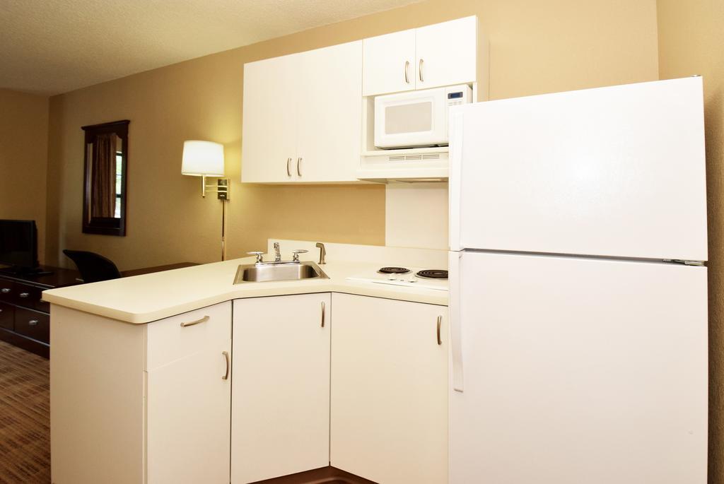 Extended Stay America Suites - Los Angeles - Torrance Harborgate Way Карсон Екстер'єр фото